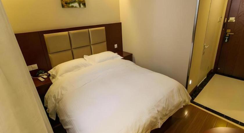 Greentree Inn Suzhou Guanqian Street Leqiao Metro Station Exterior photo